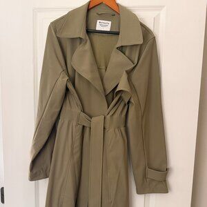 Stellar Trench from Athleta